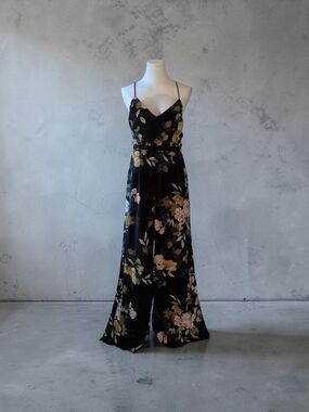 LuLus Black jumpsuit Floral Print On Silky Black Fabric